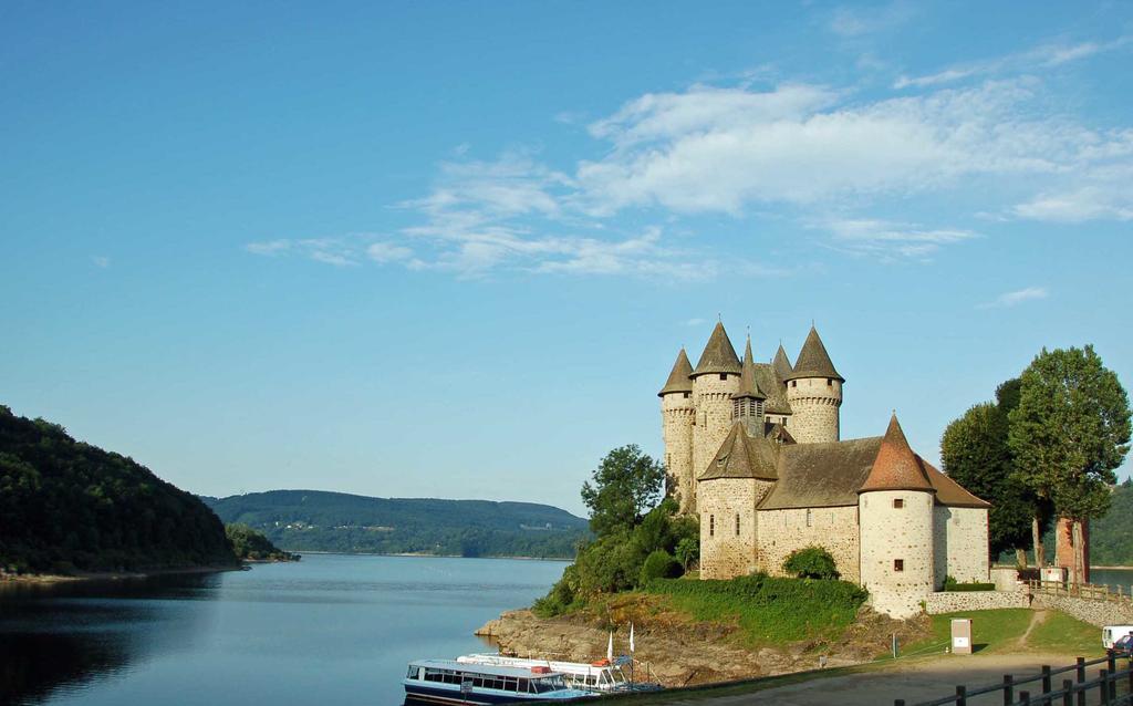 Vvf Correze Pays D'Eygurande Hotel Exterior foto